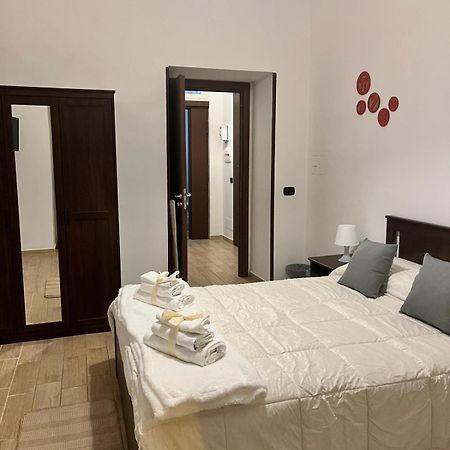 La Casa Della Bella M'Briana Apartment Napoli Bagian luar foto
