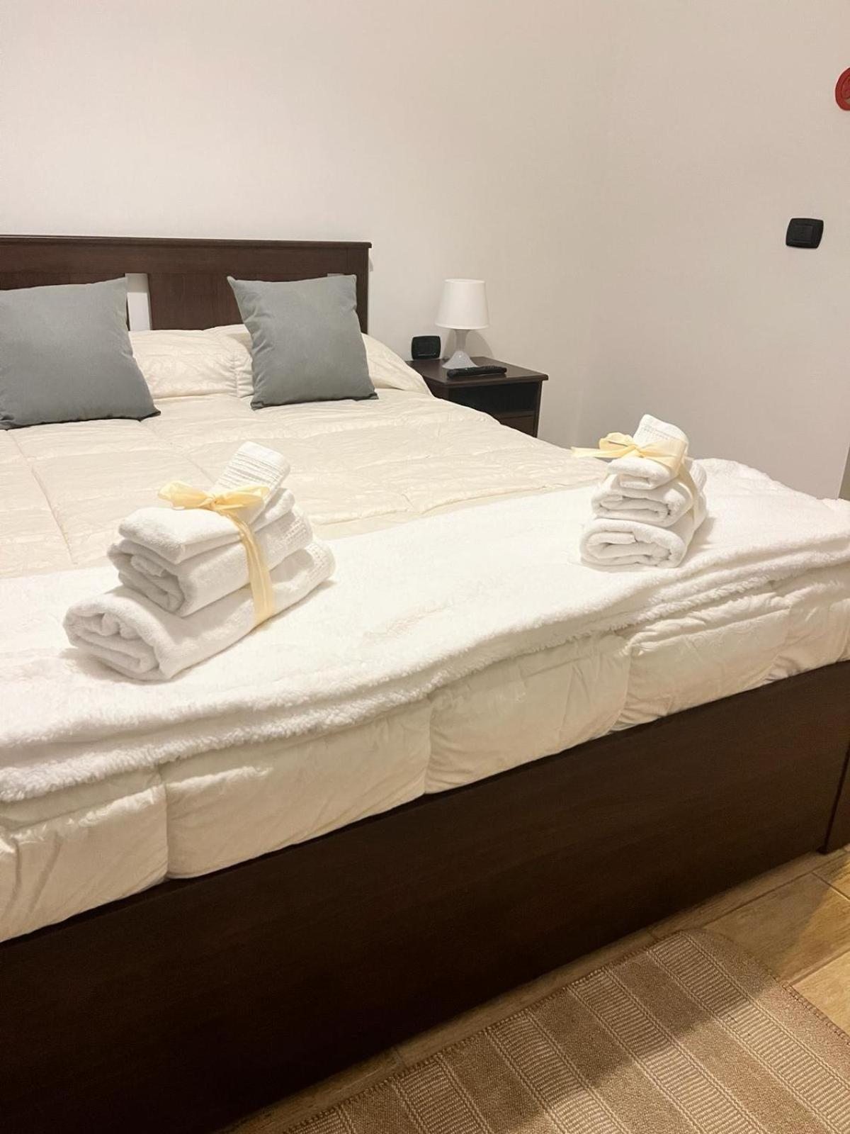 La Casa Della Bella M'Briana Apartment Napoli Bagian luar foto