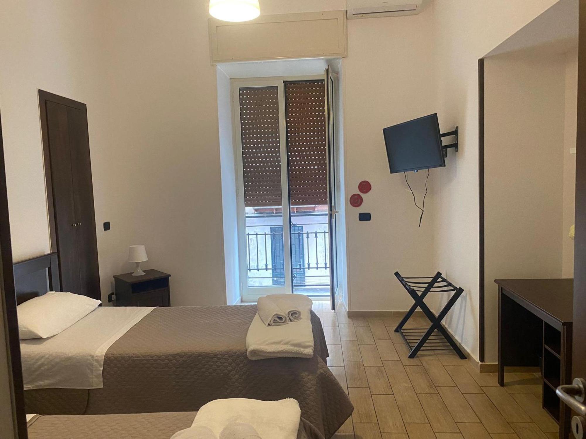 La Casa Della Bella M'Briana Apartment Napoli Bagian luar foto